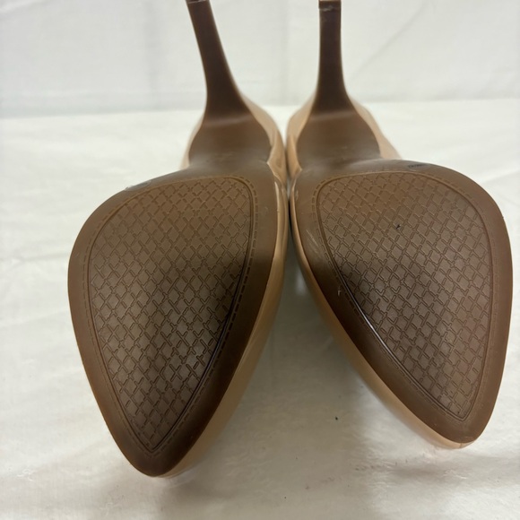 NWT Jessica Simpson Parisah Platform Pumps in a nude patent leather finish - Picture 8 of 11